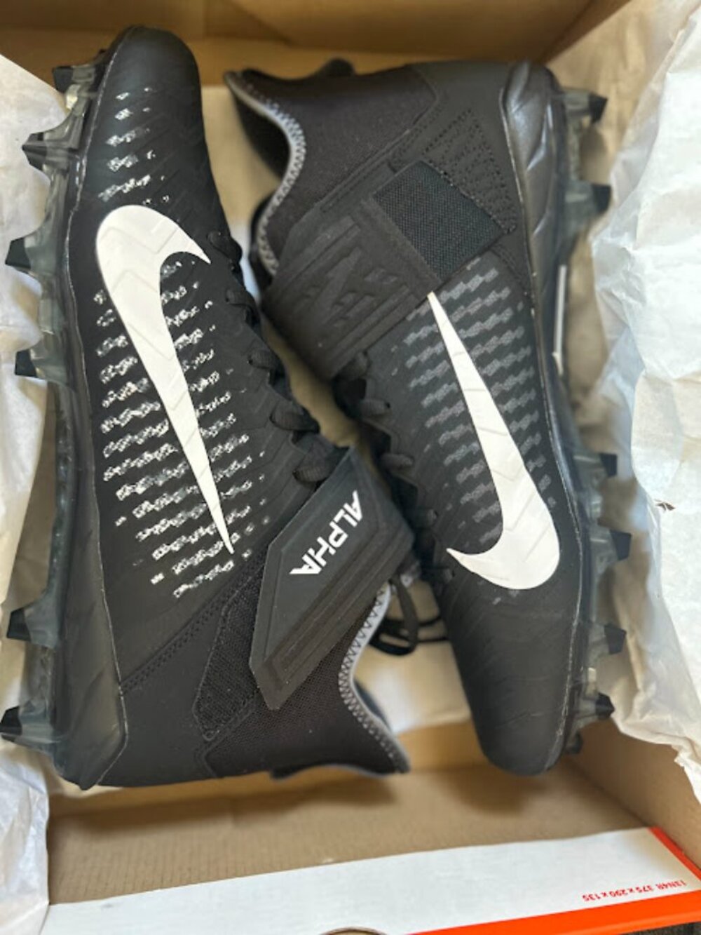 New! Nike Alpha Menace Pro 2 Mid Football Cleats Size 13